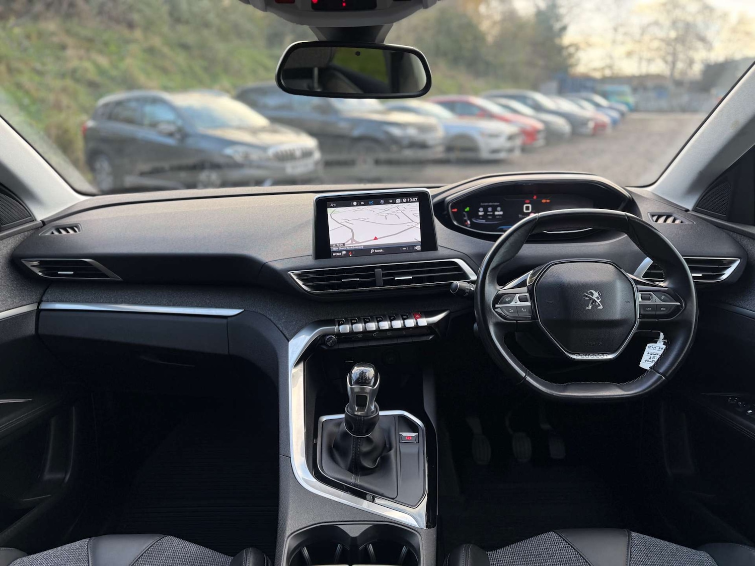 Used Peugeot 3008 2018 for sale - 76685298: Photo 11