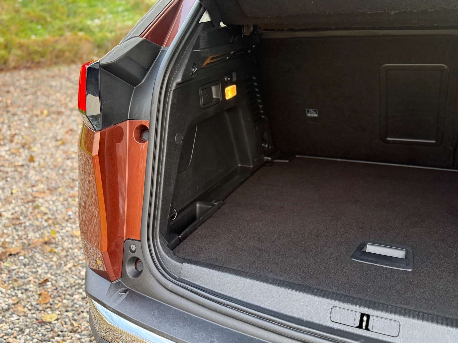 Used Peugeot 3008 2018 for sale - 76685298: Photo 12