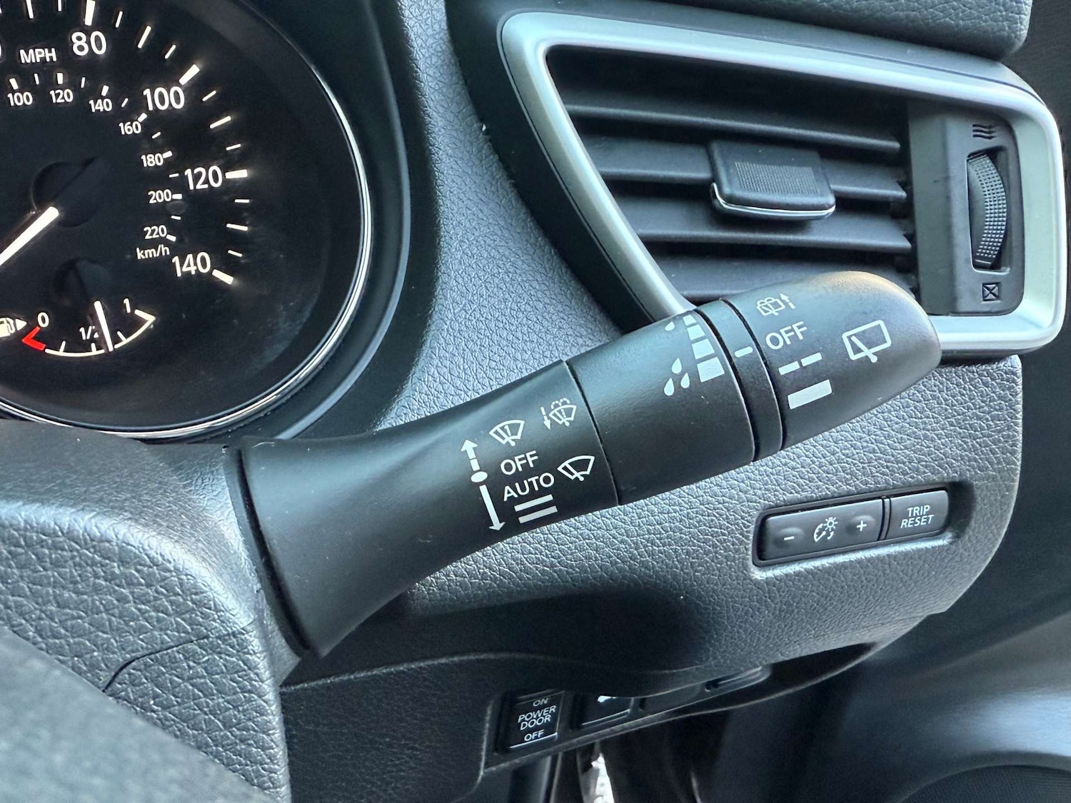 Used Nissan X-Trail 2016 for sale - 76685275: Photo 18