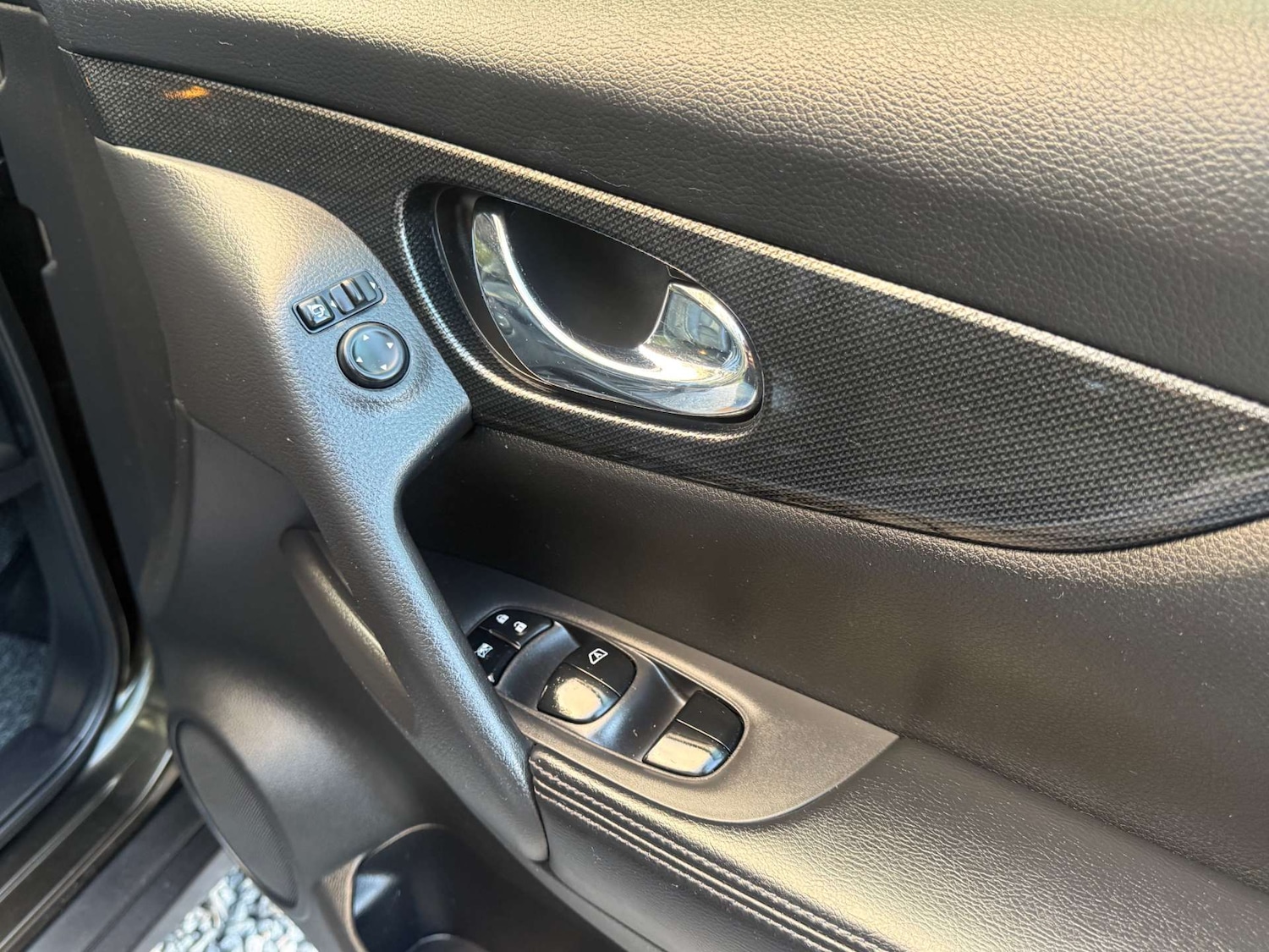 Used Nissan X-Trail 2016 for sale - 76685275: Photo 39