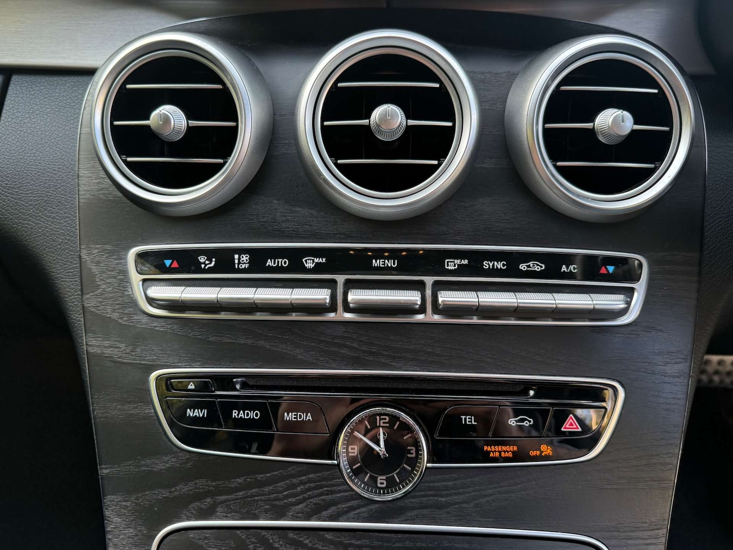 Used Mercedes-Benz C Class 2018 for sale - 76685272: Photo 17