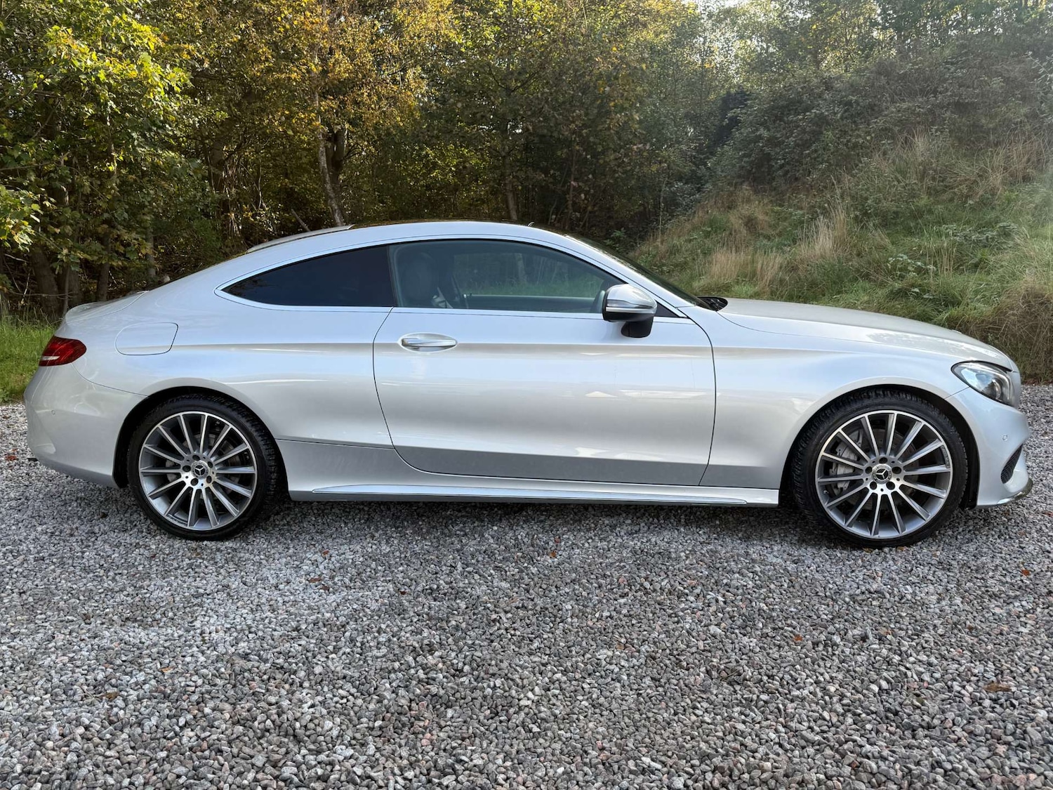 Used Mercedes-Benz C Class 2018 for sale - 76685272: Photo 2
