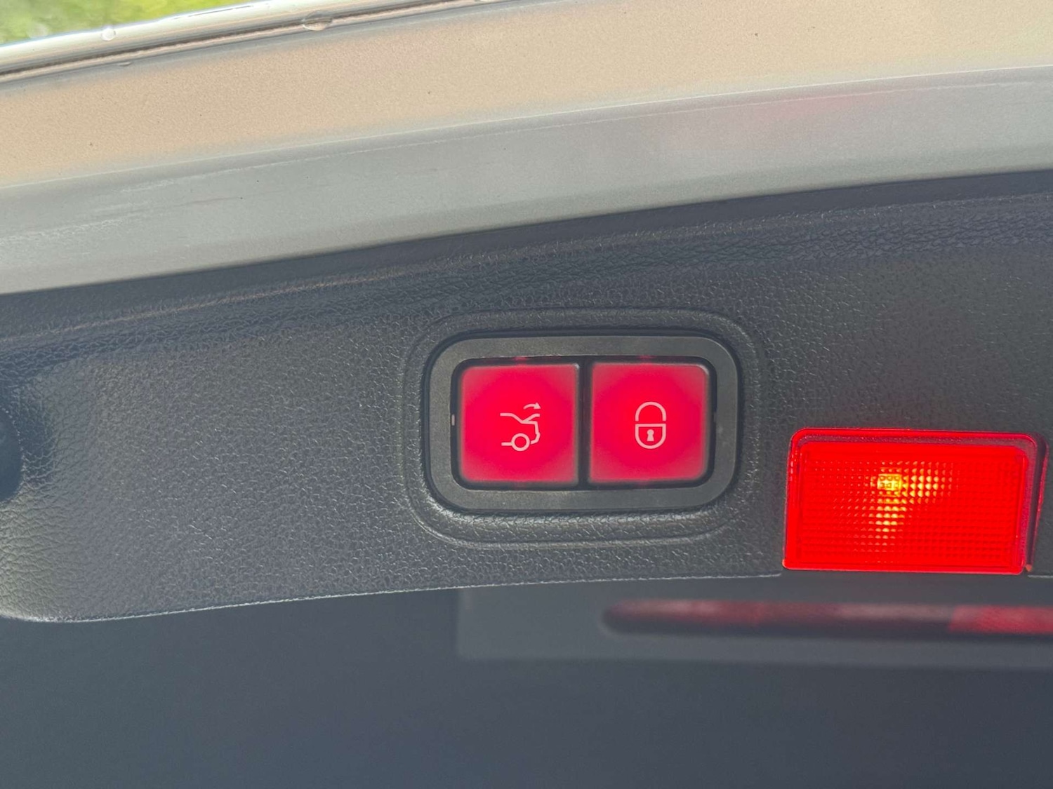 Used Mercedes-Benz C Class 2018 for sale - 76685272: Photo 21