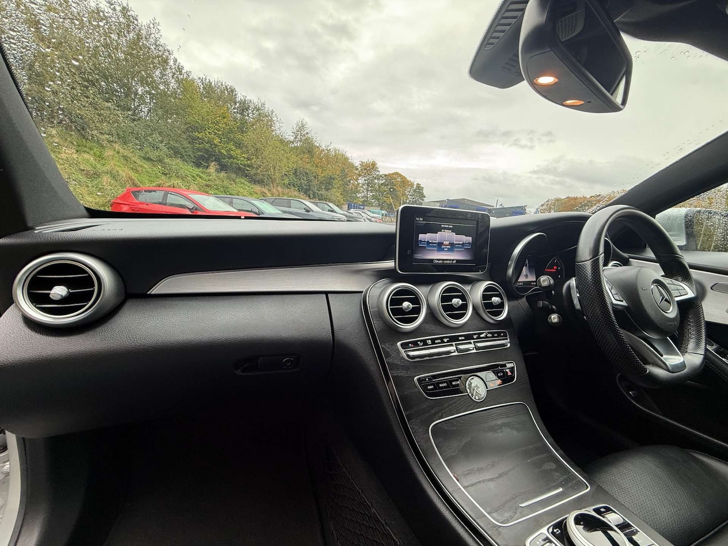 Used Mercedes-Benz C Class 2018 for sale - 76685272: Photo 39