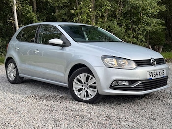 Used Volkswagen Polo 2014 for sale - 76129242: Photo