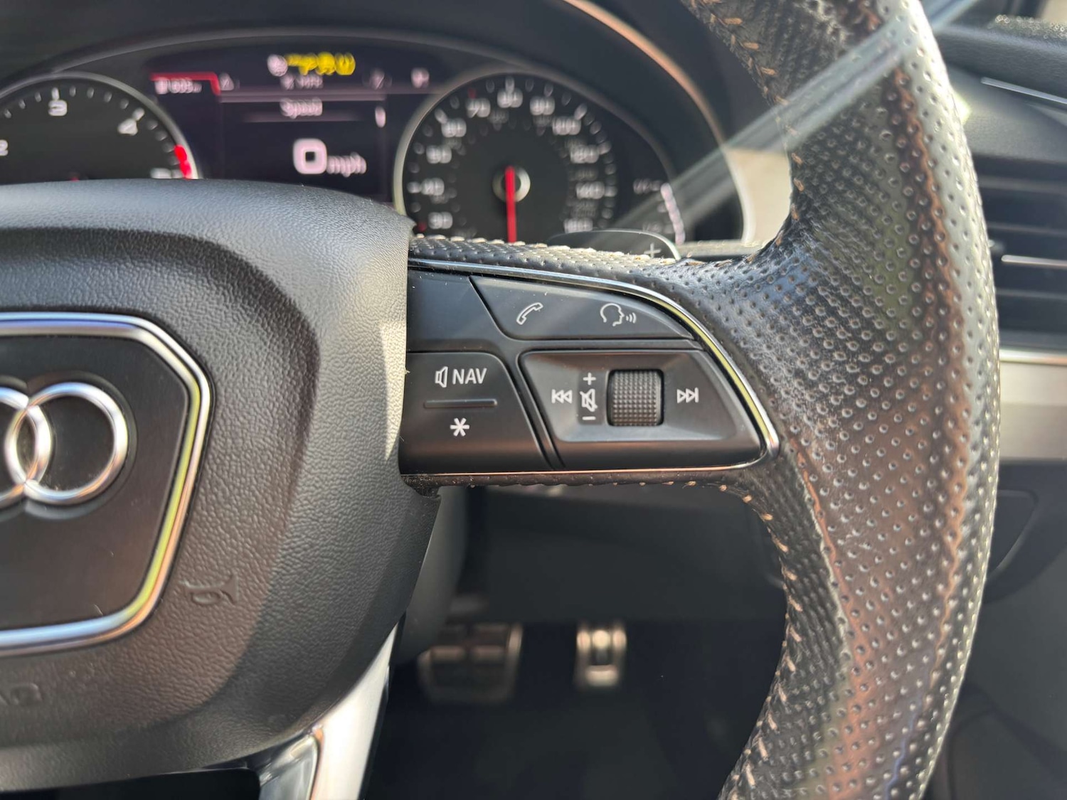 Used Audi Q7 2016 for sale - 76685264: Photo 15