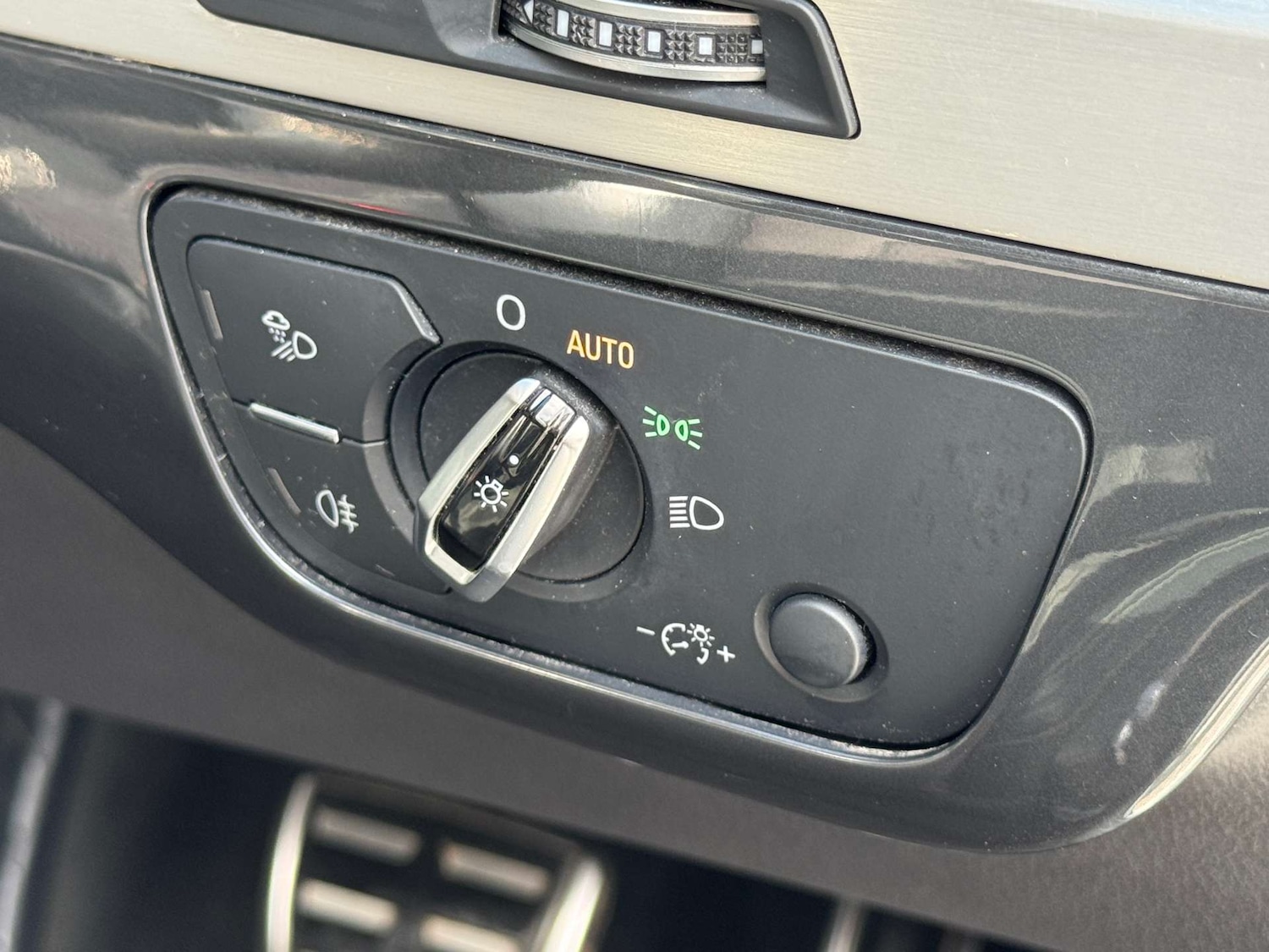 Used Audi Q7 2016 for sale - 76685264: Photo 26