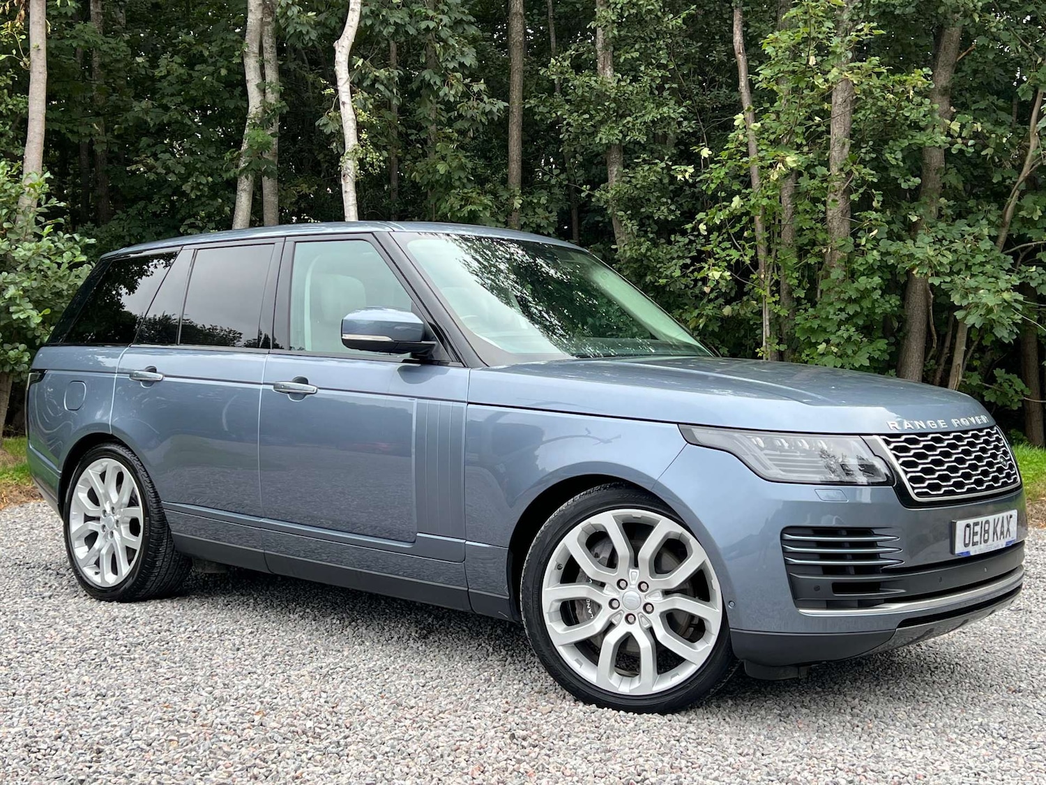 Used Land Rover Range Rover 2018 for sale - 76685265: Photo 2