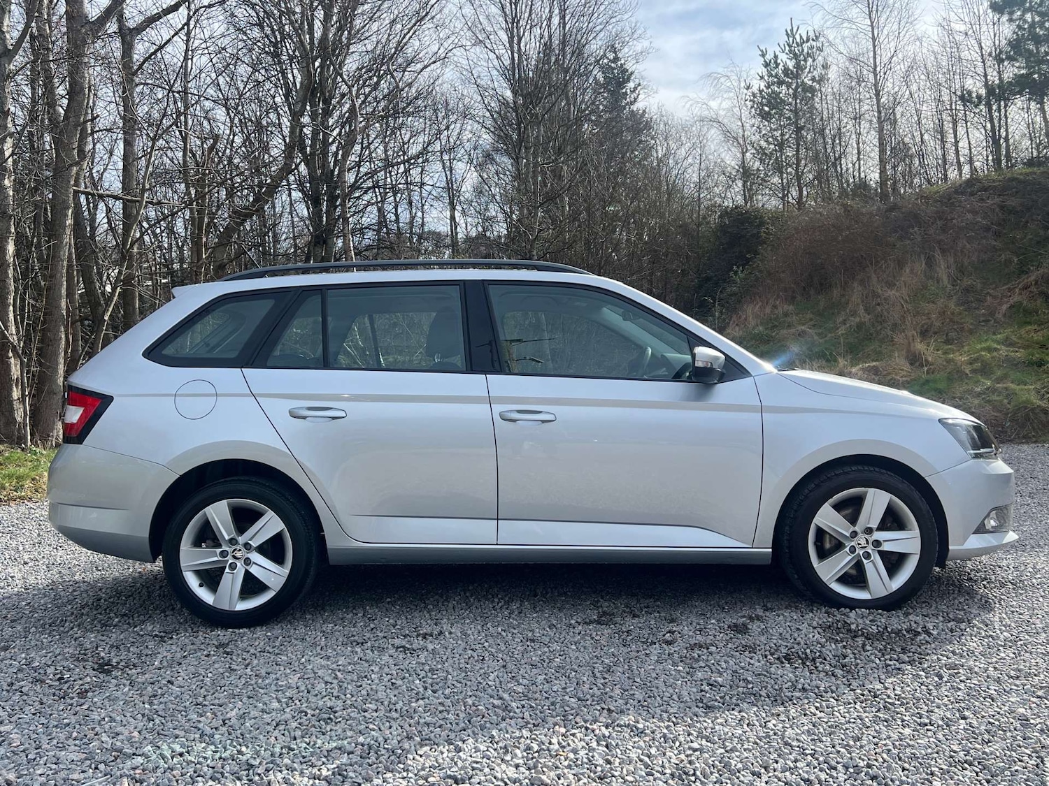 Used Skoda Fabia 2017 for sale - 77880457: Photo 2