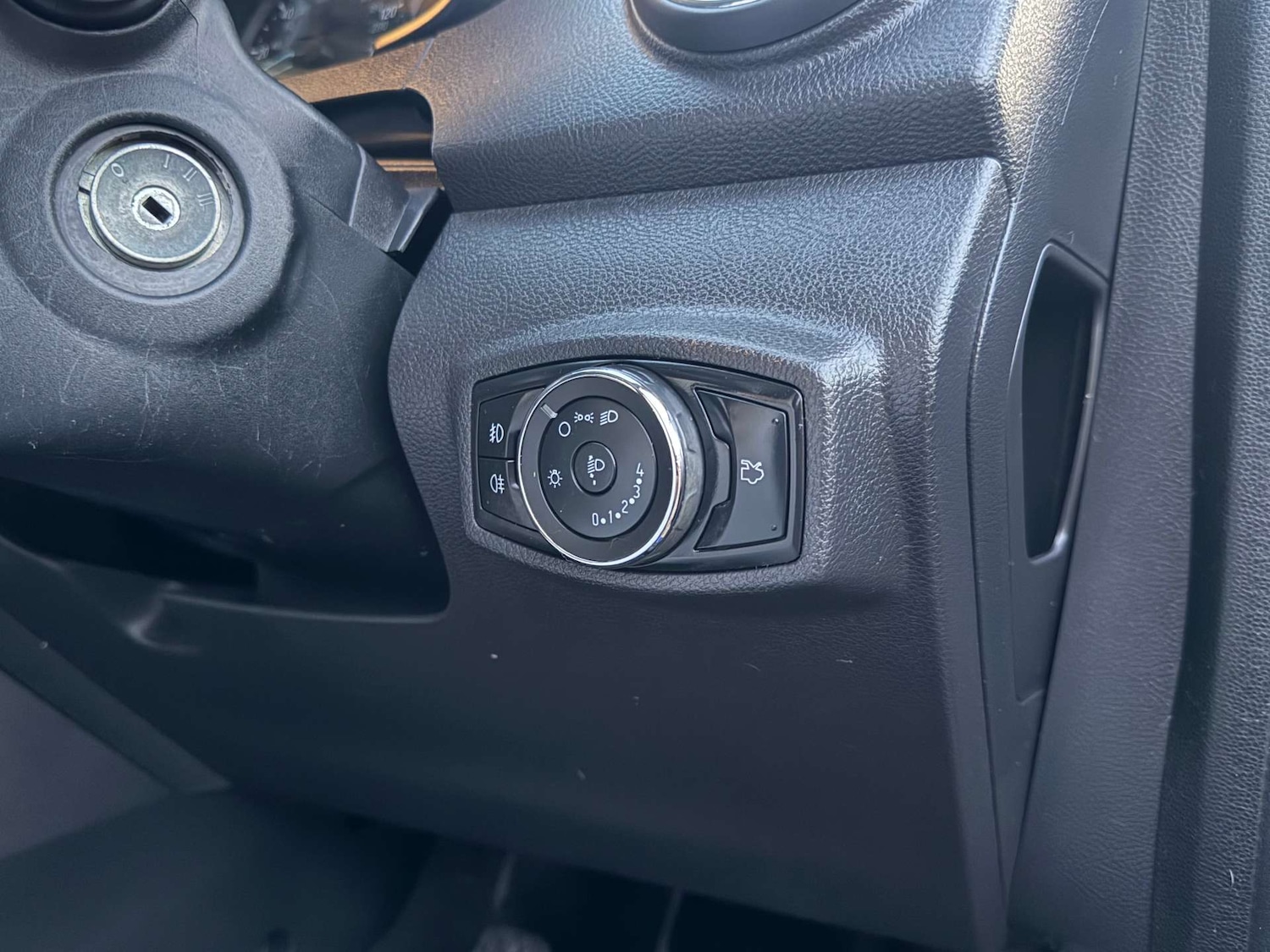 Used Ford Ka+ 2017 for sale - 76682722: Photo 31