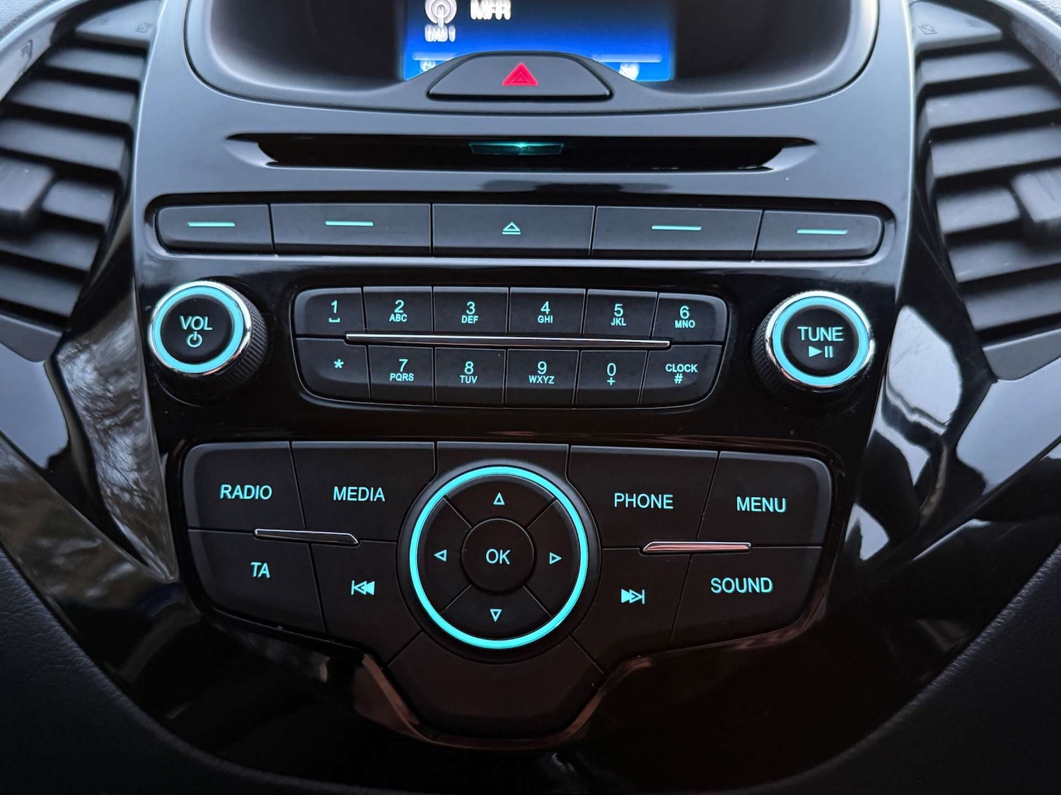 Used Ford Ka+ 2017 for sale - 76682722: Photo 35