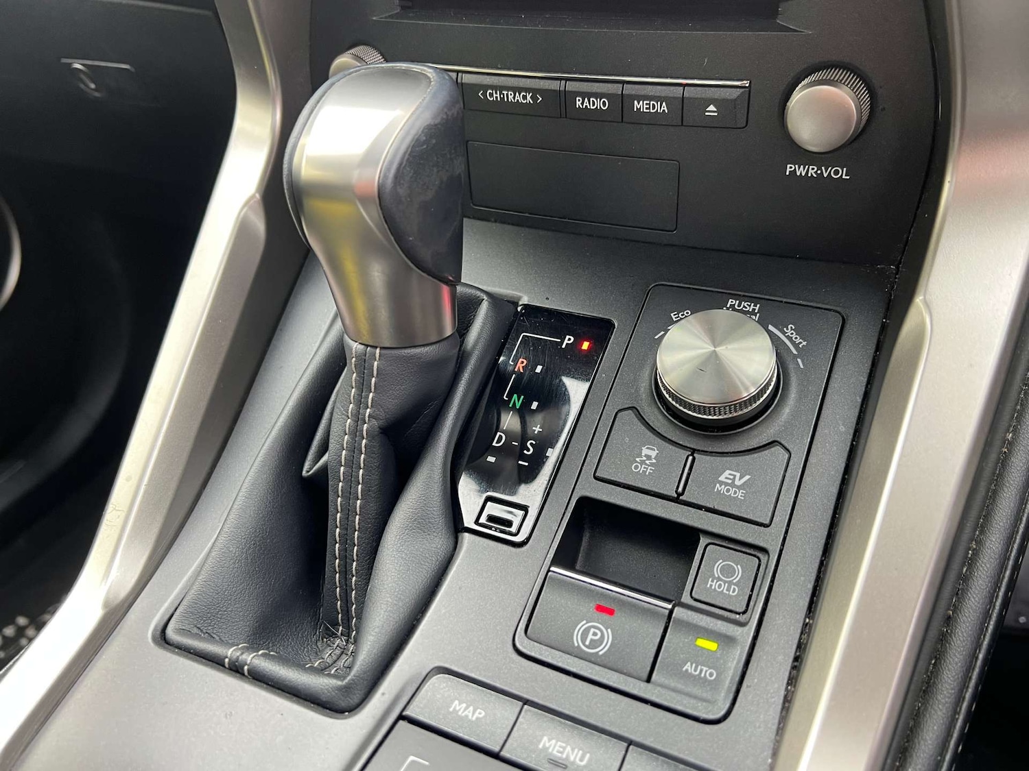 Used Lexus NX 2020 for sale - 77640552: Photo 24