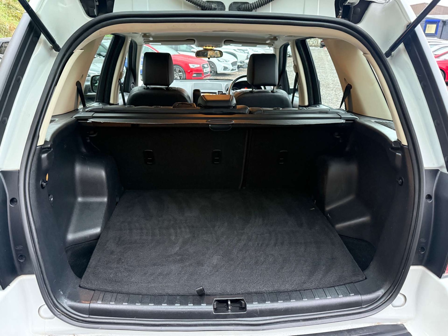 Used Land Rover Freelander 2013 for sale - 76685290: Photo 14