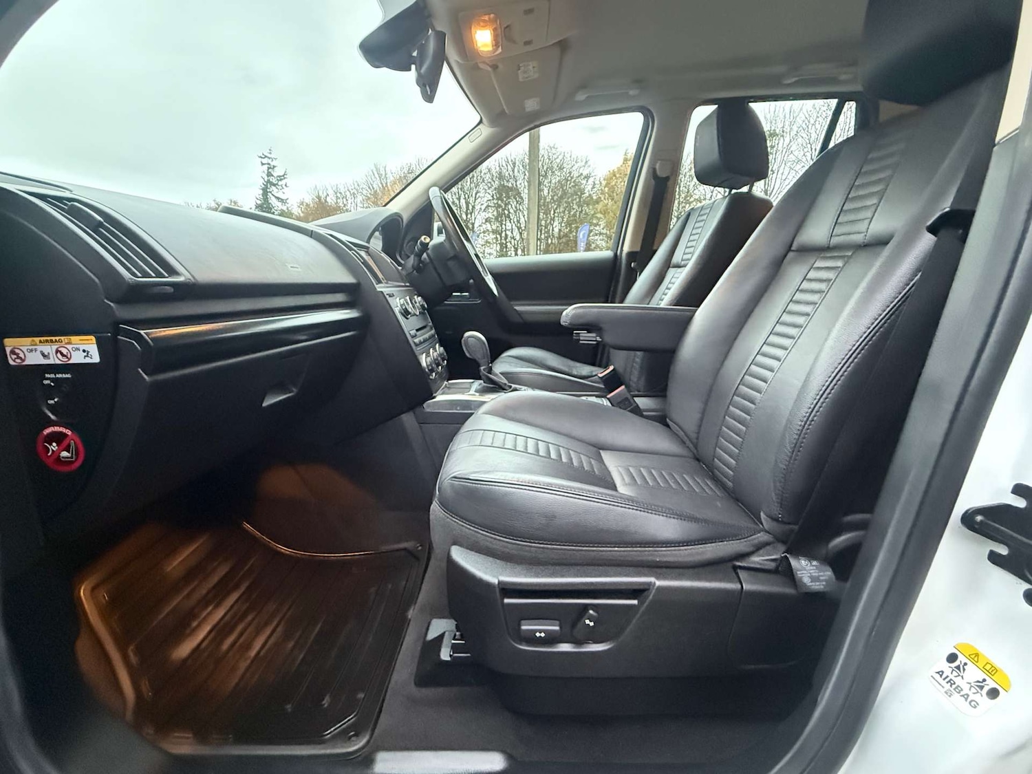 Used Land Rover Freelander 2013 for sale - 76685290: Photo 23