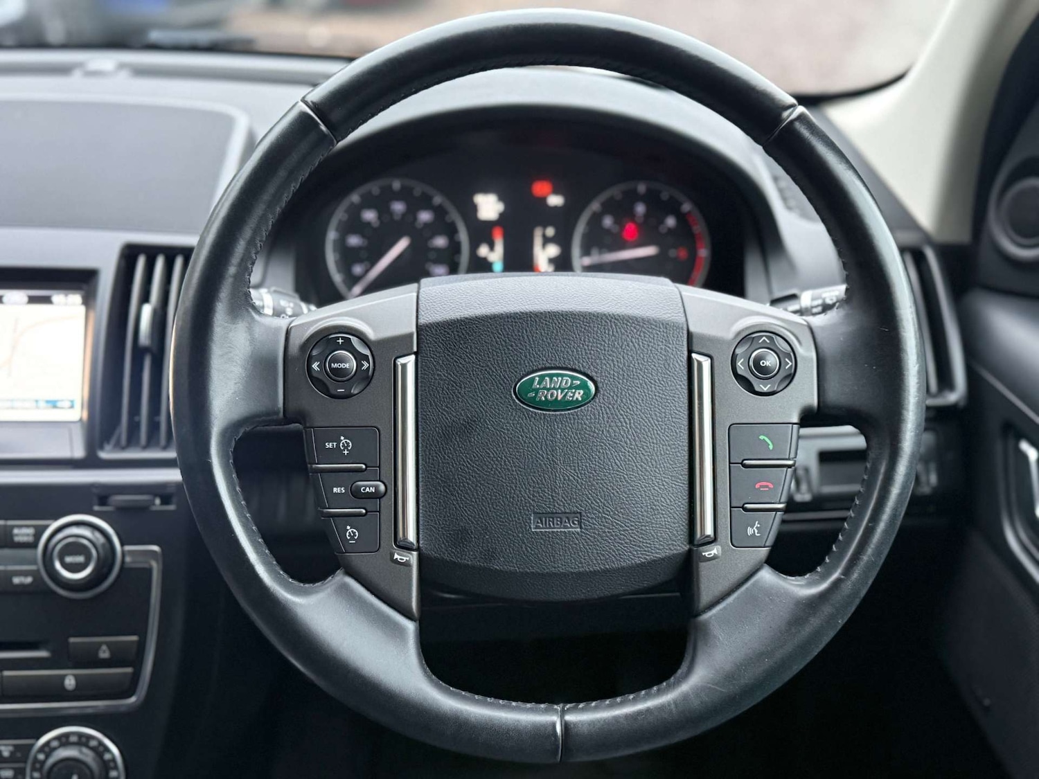 Used Land Rover Freelander 2013 for sale - 76685290: Photo 35