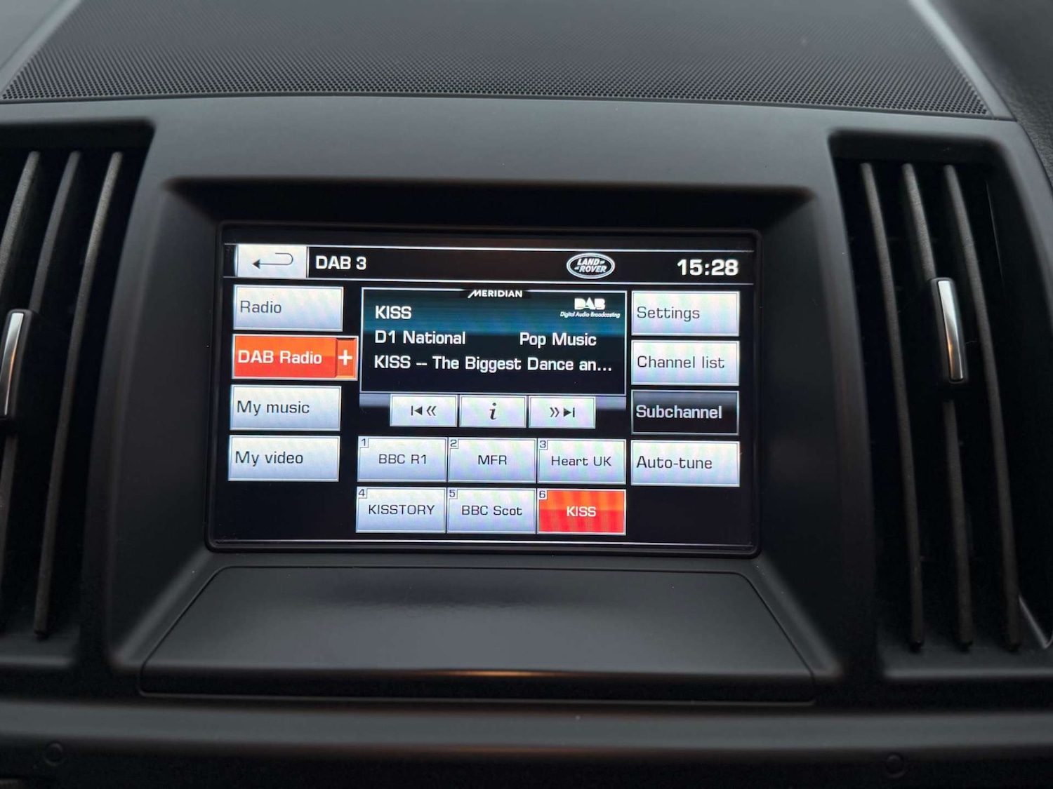 Used Land Rover Freelander 2013 for sale - 76685290: Photo 38