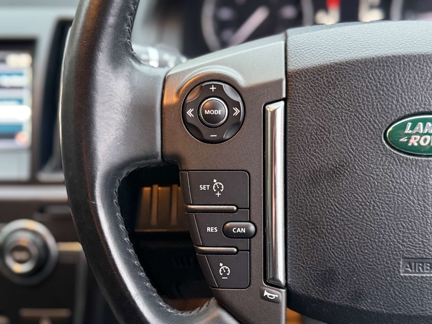 Used Land Rover Freelander 2013 for sale - 76685290: Photo 45