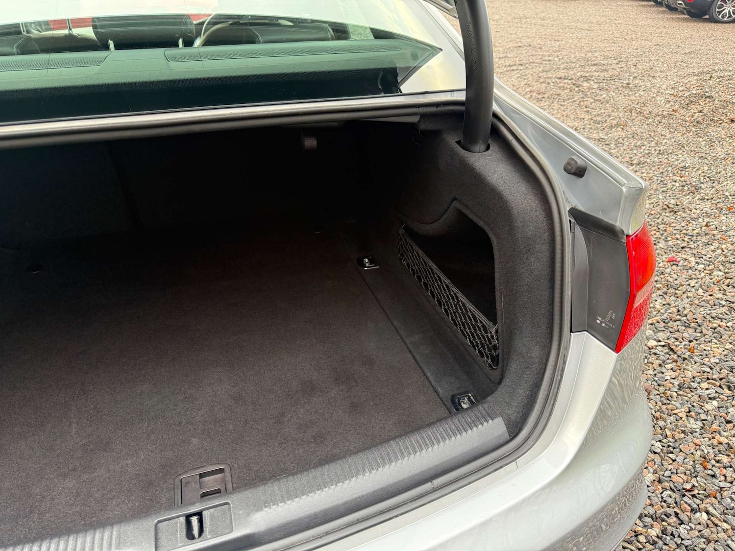 Used Audi A4 2014 for sale - 77026731: Photo 11