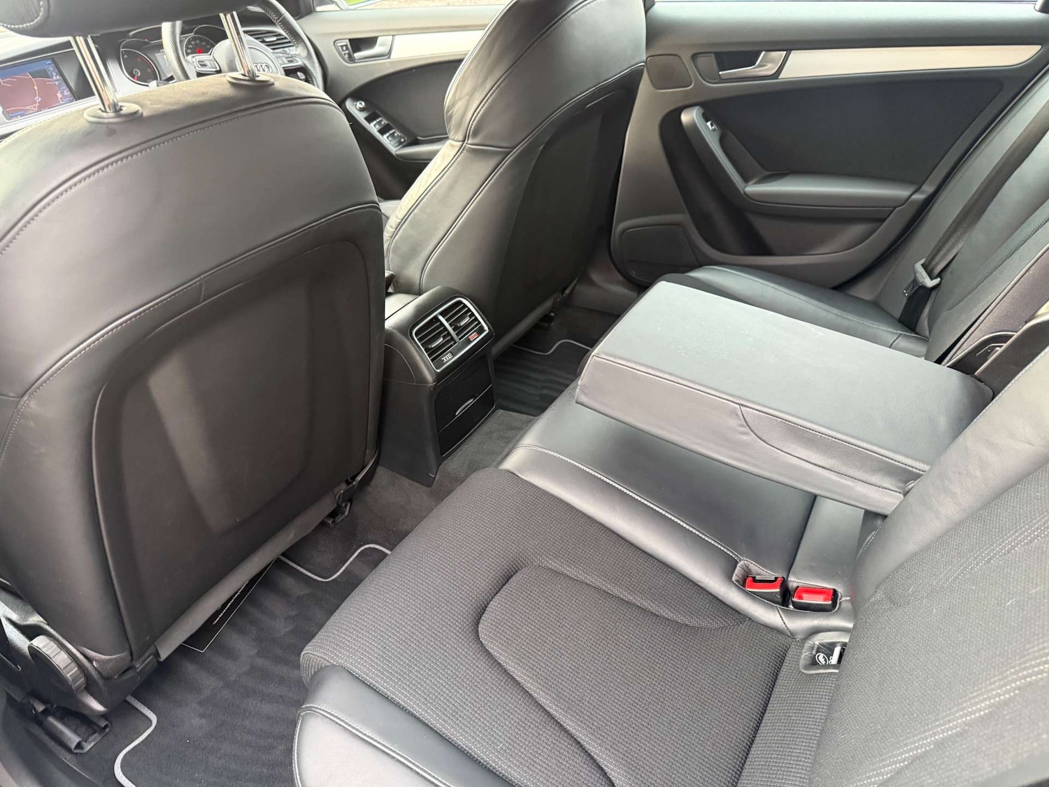 Used Audi A4 2014 for sale - 77026731: Photo 19