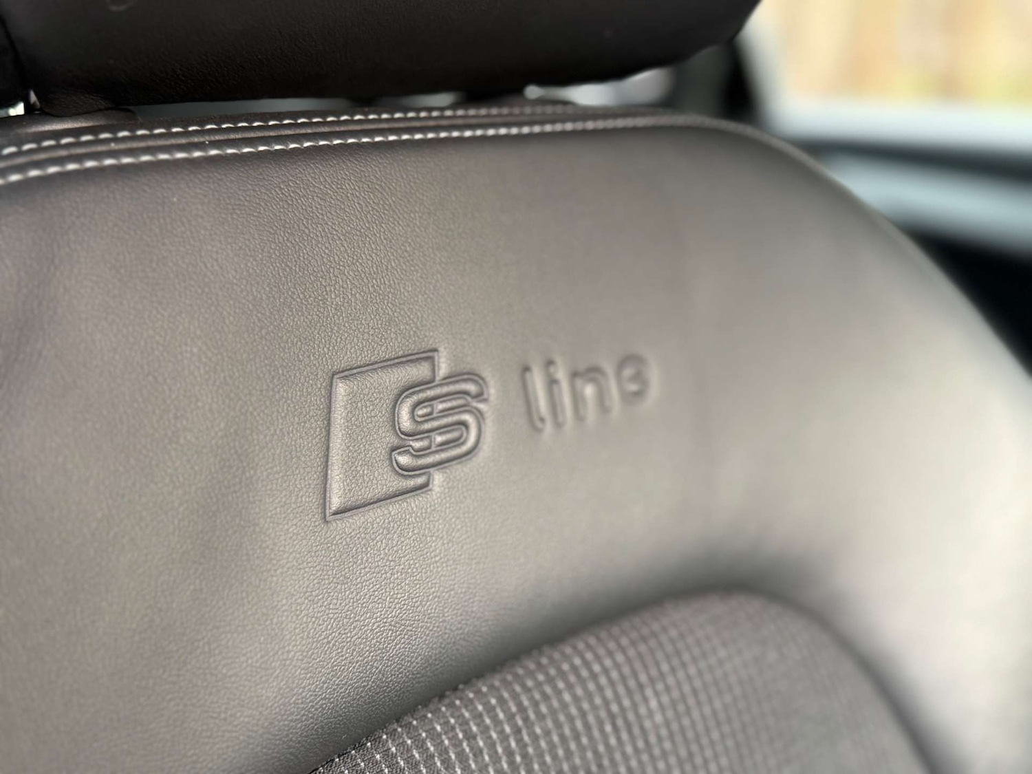 Used Audi A4 2014 for sale - 77026731: Photo 28