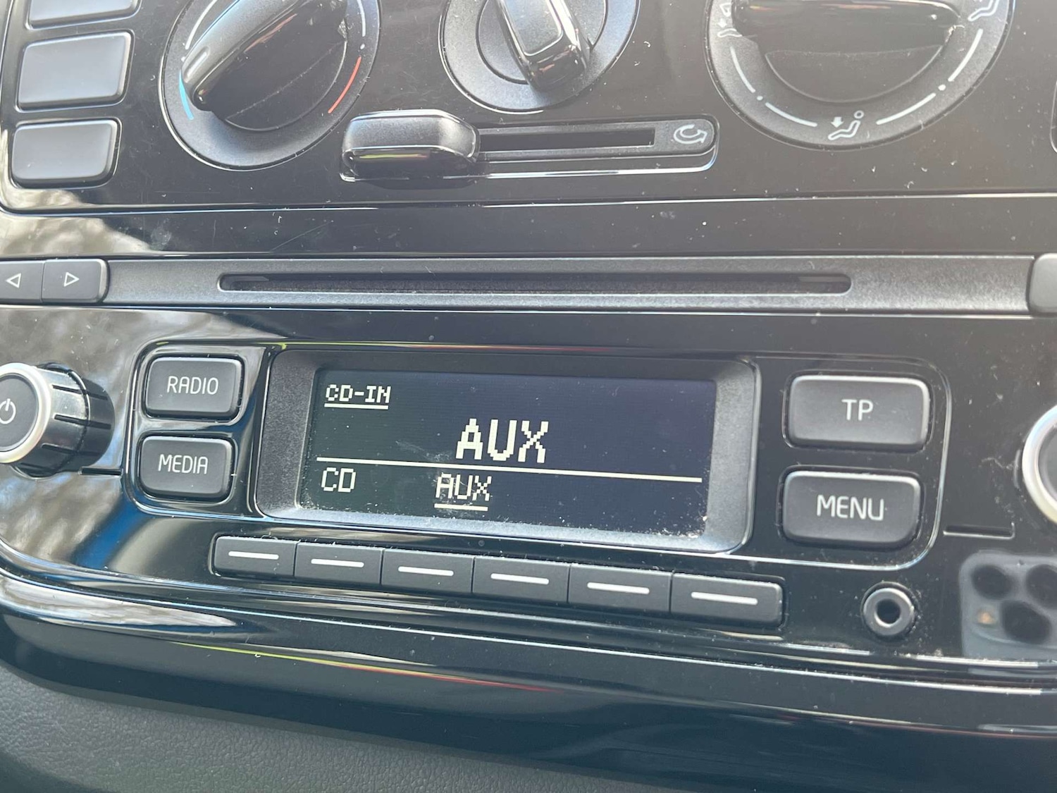 Used Volkswagen up! 2015 for sale - 78090333: Photo 23