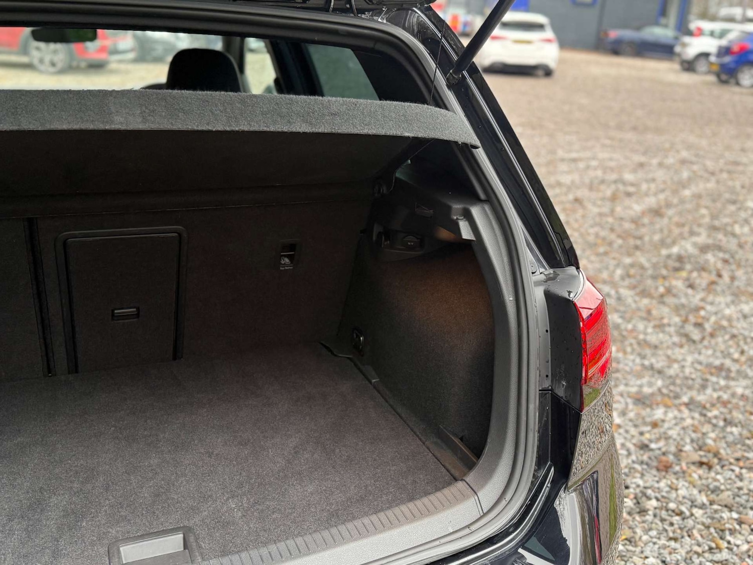 Used Volkswagen Golf 2019 for sale - 76706758: Photo 12