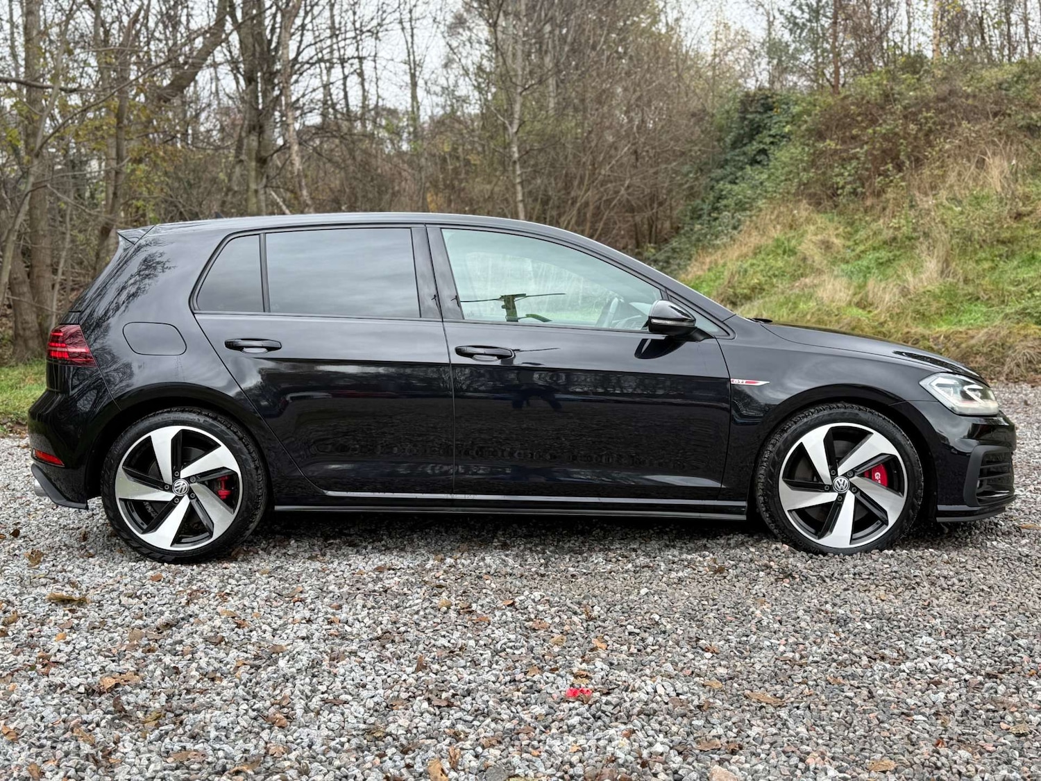 Used Volkswagen Golf 2019 for sale - 76706758: Photo 2