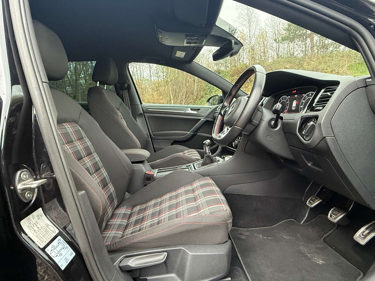 Used Volkswagen Golf 2019 for sale - 76706758: Photo 28