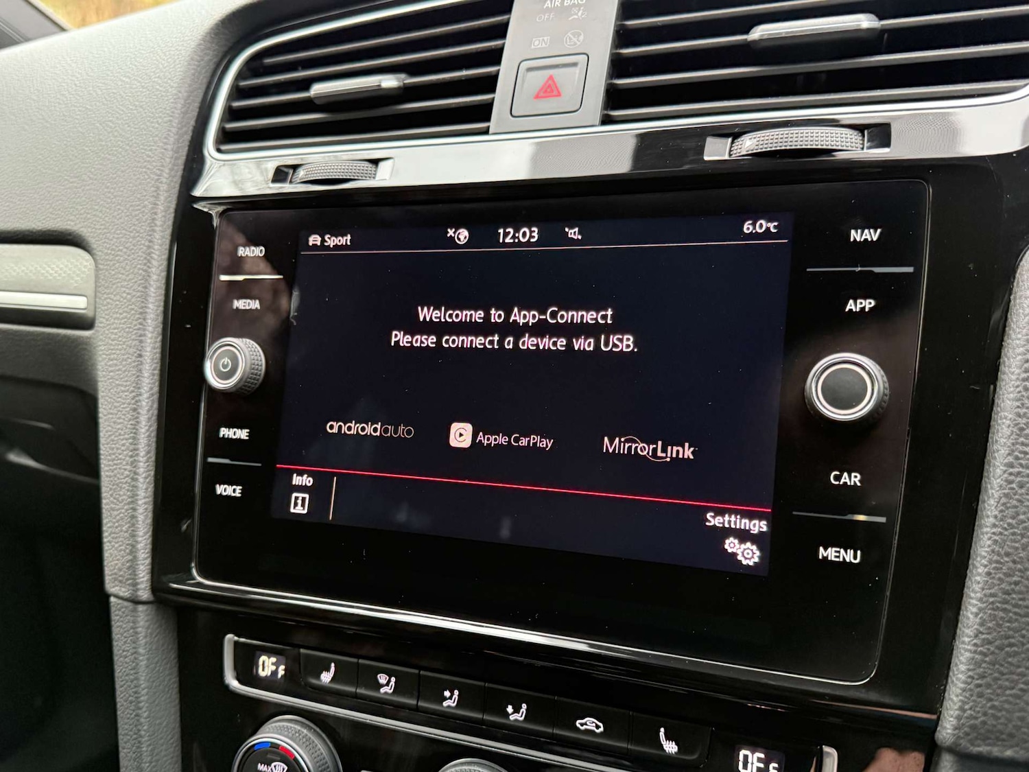 Used Volkswagen Golf 2019 for sale - 76706758: Photo 37