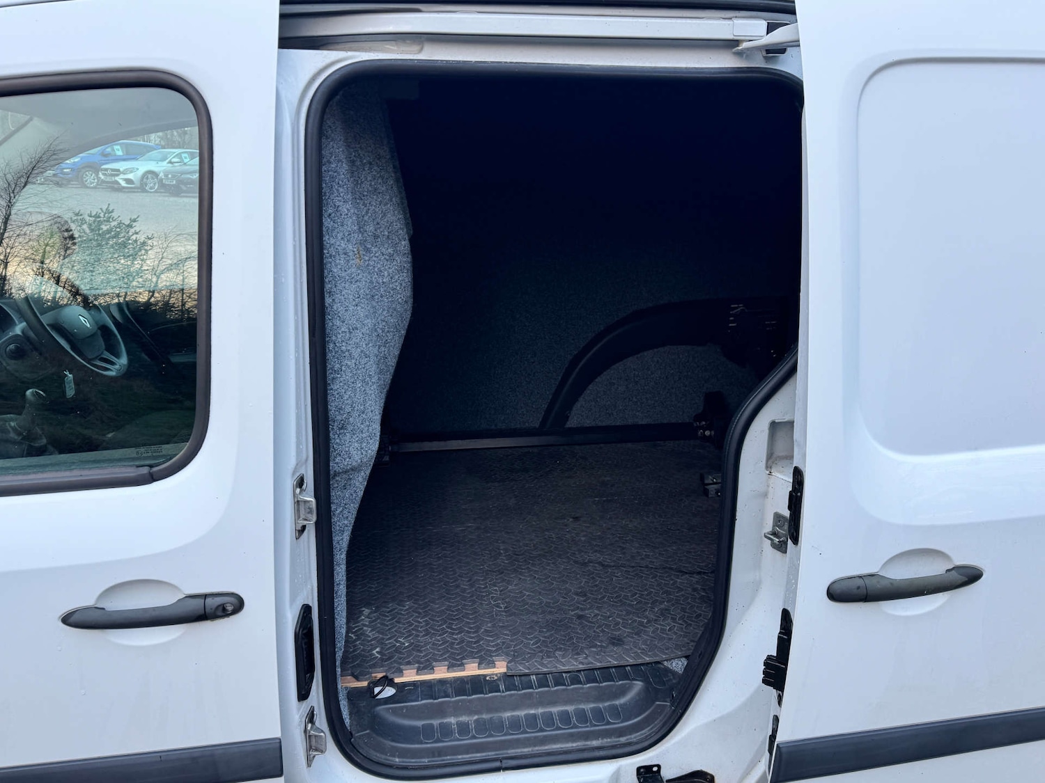 Used Renault Kangoo 2015 for sale - 77079011: Photo 10