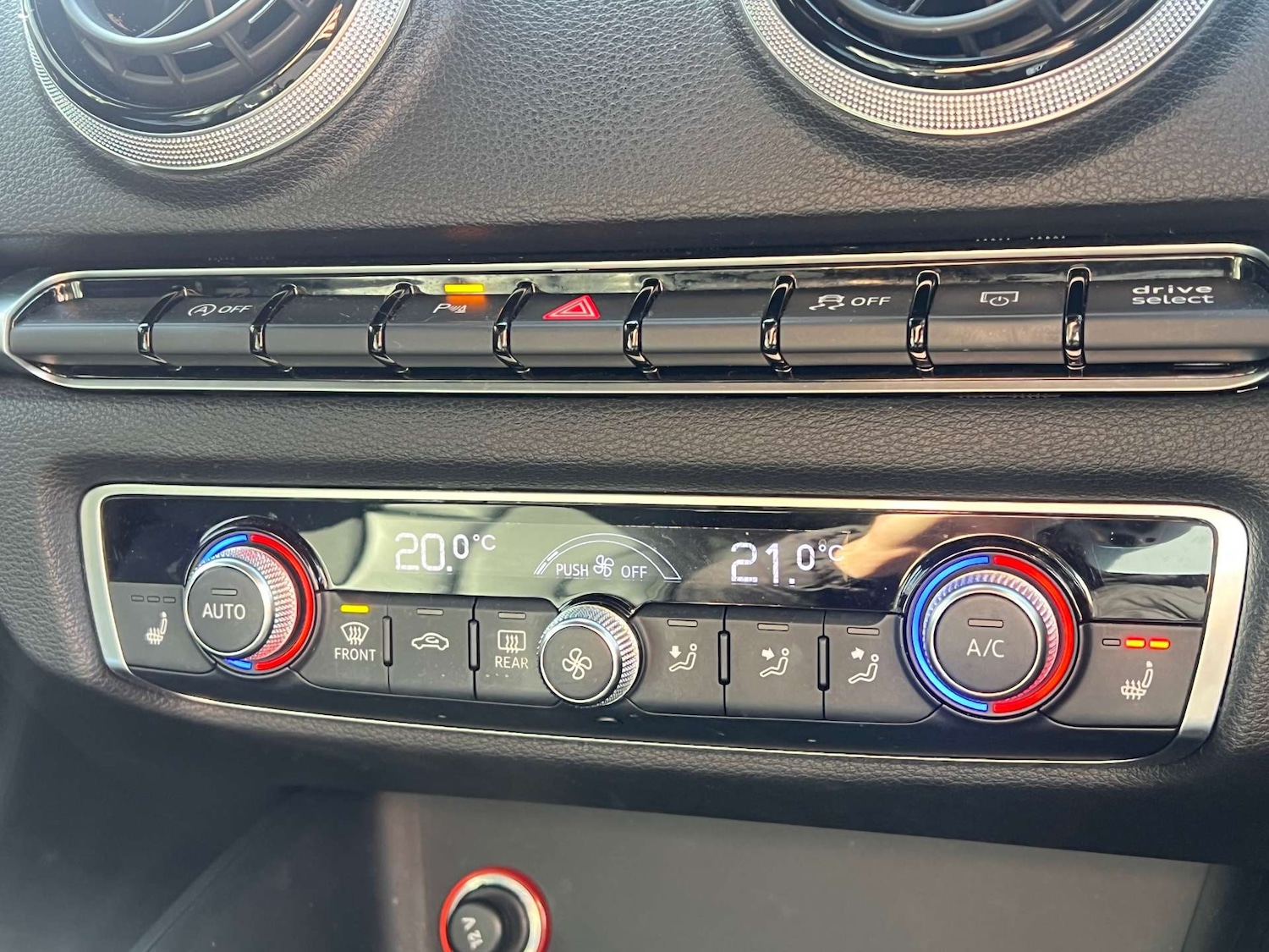 Used Audi S3 2014 for sale - 78053731: Photo 27