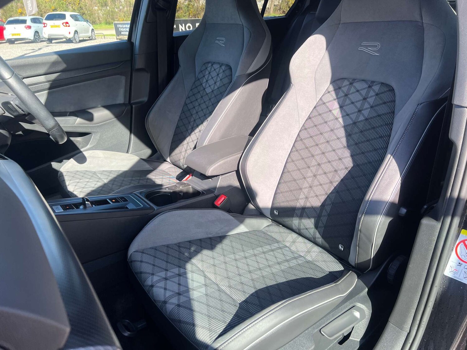 Used Volkswagen Golf 2020 for sale - 78106671: Photo 40