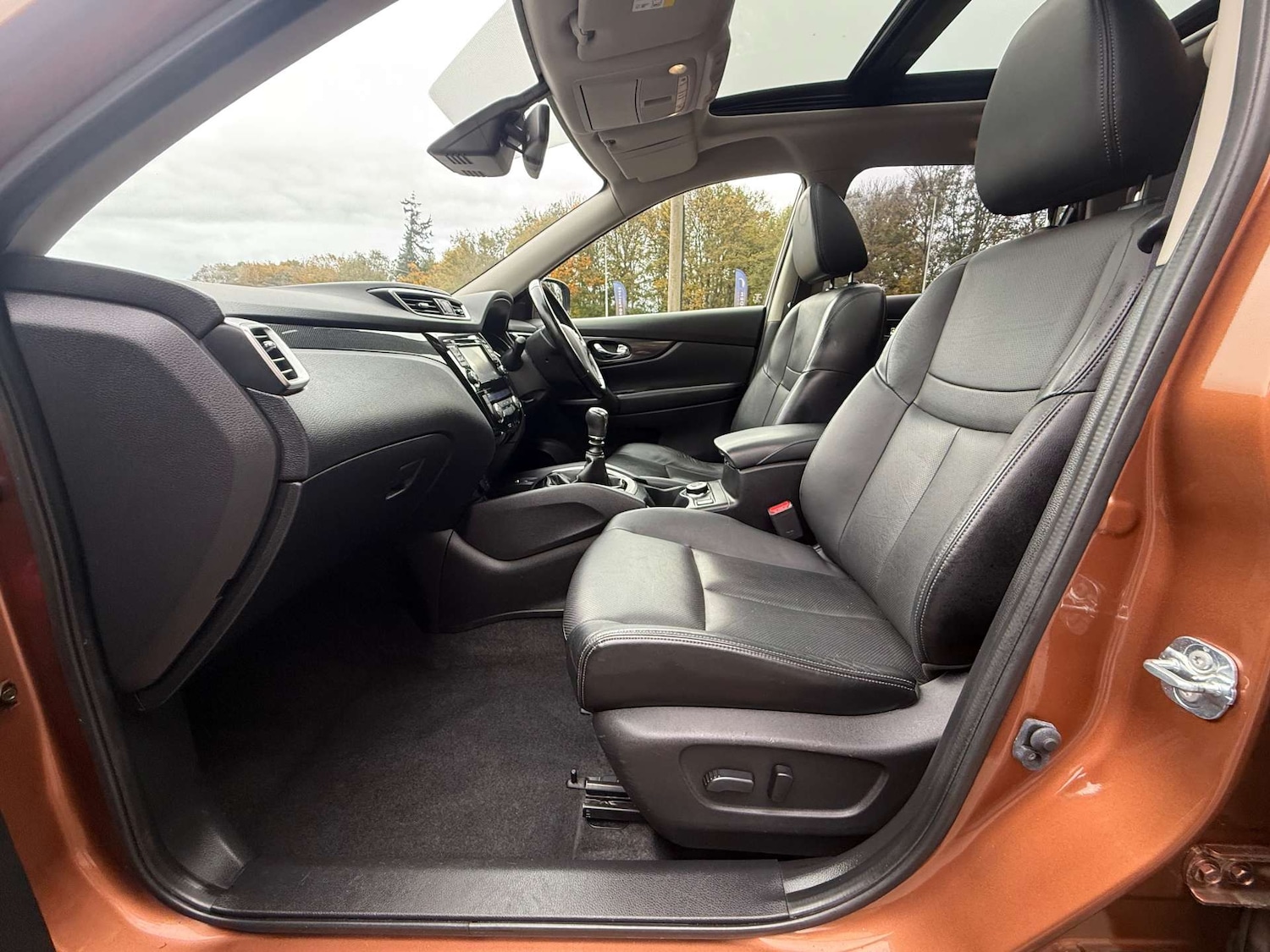 Used Nissan X-Trail 2016 for sale - 76685279: Photo 30