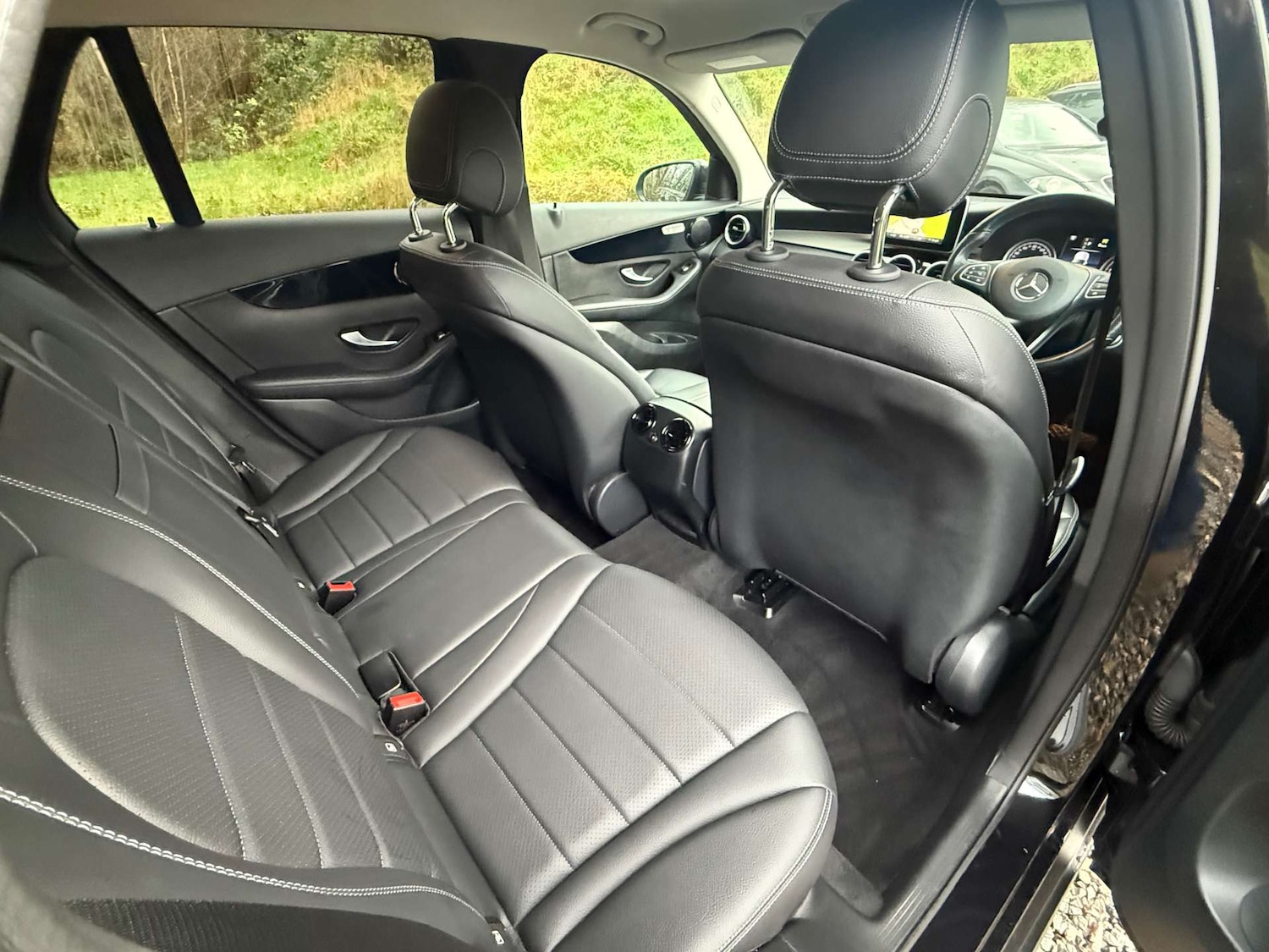 Used Mercedes-Benz GLC 2019 for sale - 76685299: Photo 16