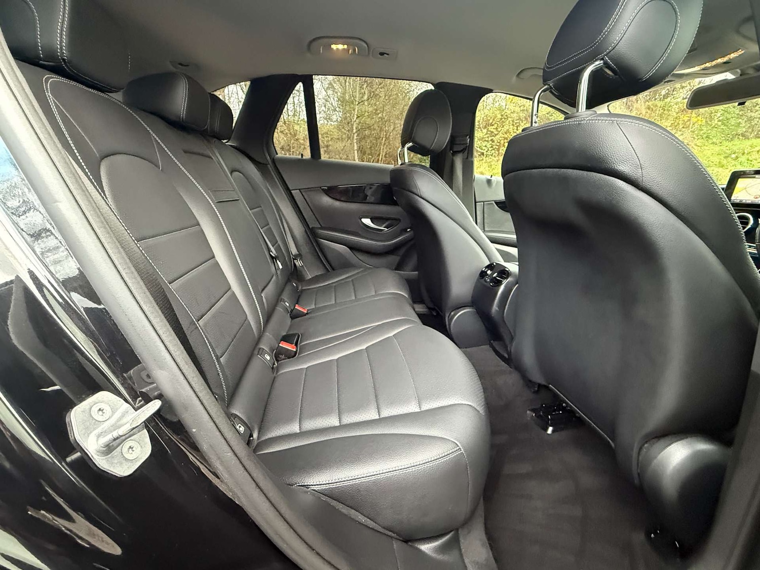 Used Mercedes-Benz GLC 2019 for sale - 76685299: Photo 17