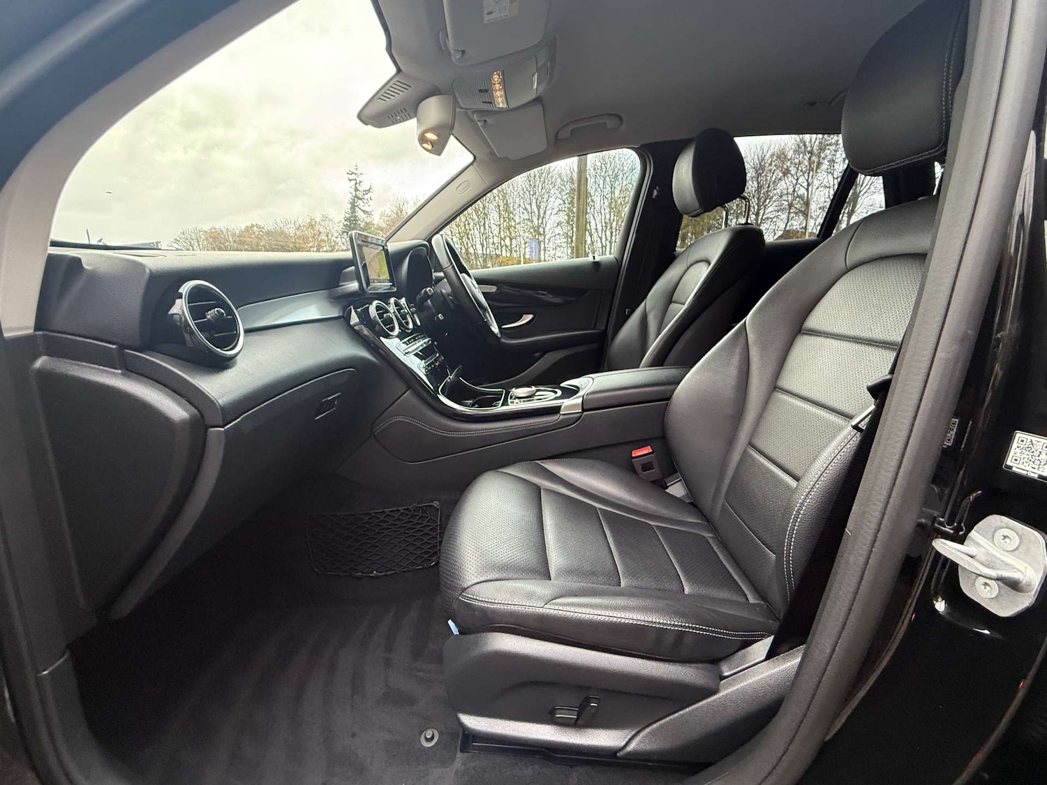 Used Mercedes-Benz GLC 2019 for sale - 76685299: Photo 24