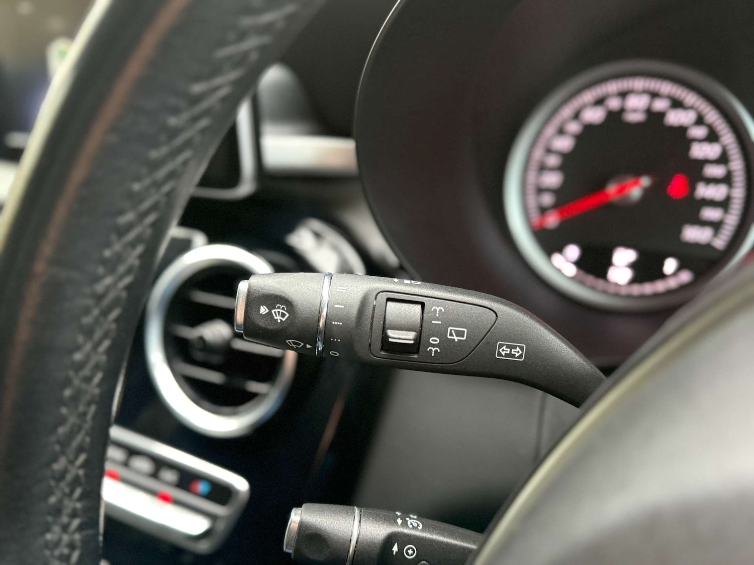 Used Mercedes-Benz GLC 2019 for sale - 76685299: Photo 43