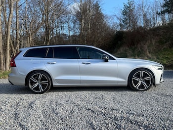Used Volvo V60 2019 for sale - 77805474: Photo