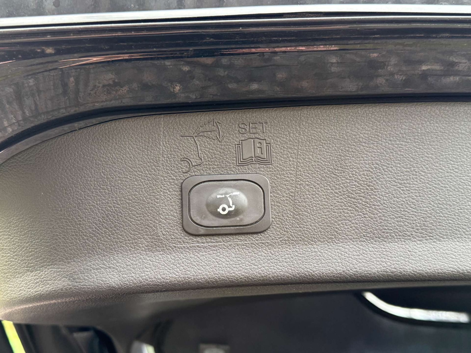 Used Ford Kuga 2016 for sale - 76830139: Photo 15