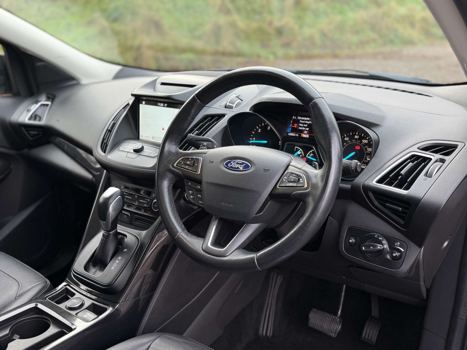 Used Ford Kuga 2016 for sale - 76830139: Photo 31