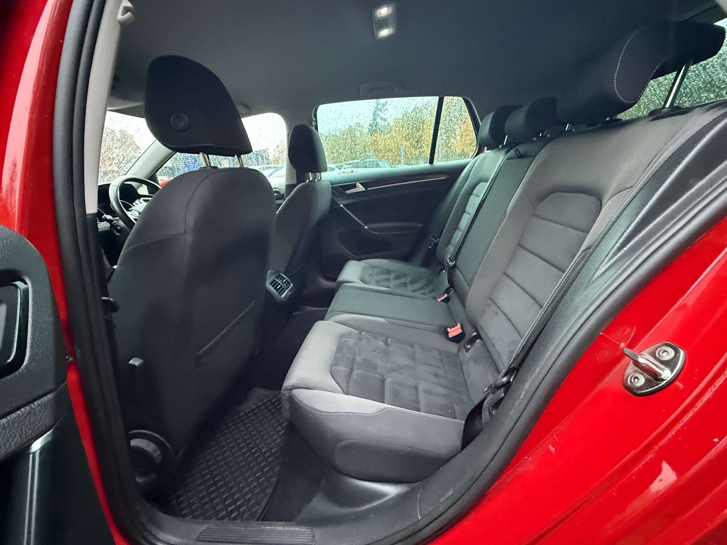 Used Volkswagen Golf 2017 for sale - 76685289: Photo 15