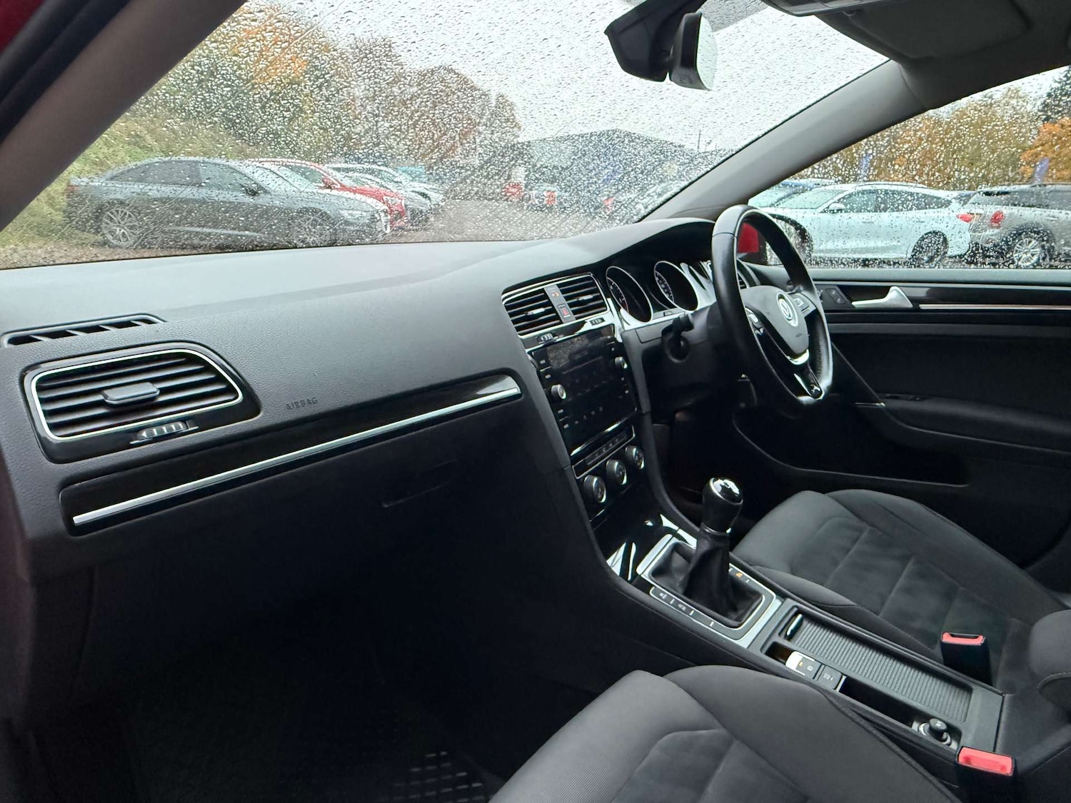 Used Volkswagen Golf 2017 for sale - 76685289: Photo 26