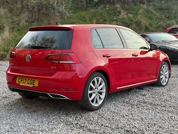 Used Volkswagen Golf 2017 for sale - 76685289: Photo