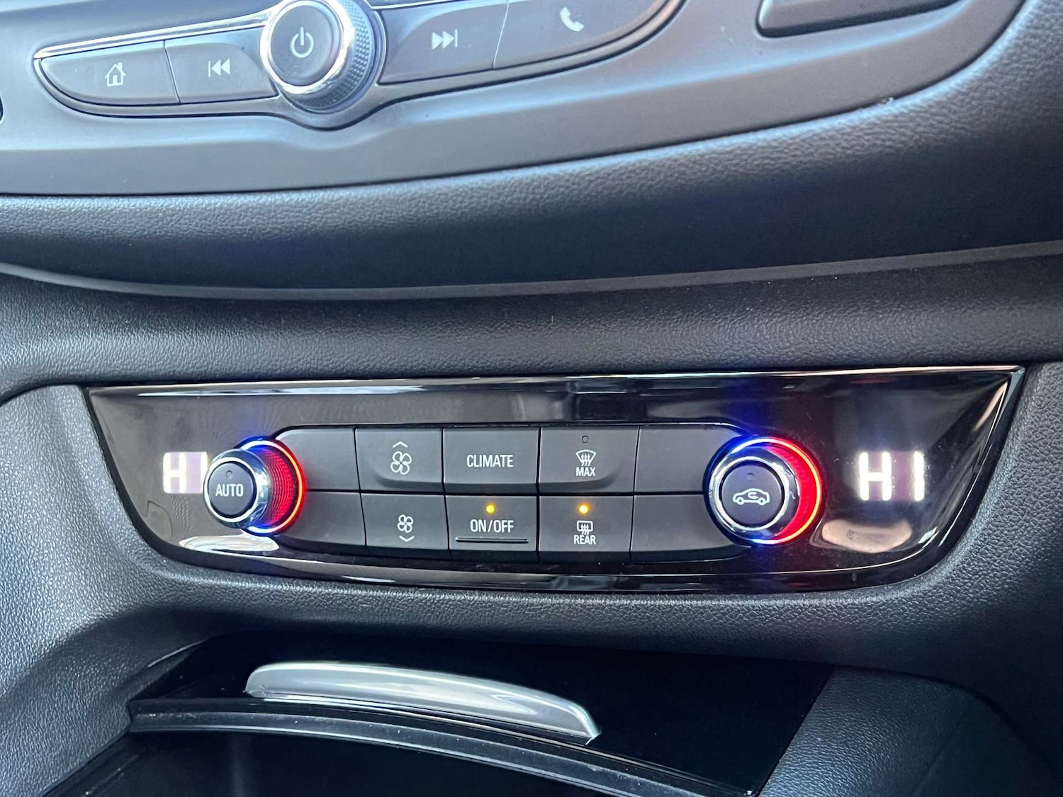 Used Vauxhall Insignia 2019 for sale - 77378419: Photo 19