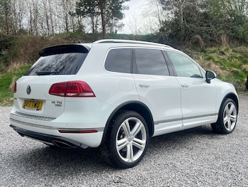 Used Volkswagen Touareg 2017 for sale - 78243307: Photo
