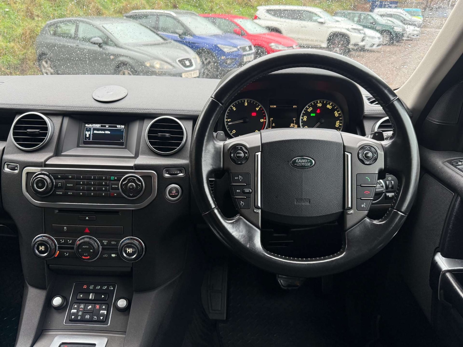 Used Land Rover Discovery 2015 for sale - 76685271: Photo 18