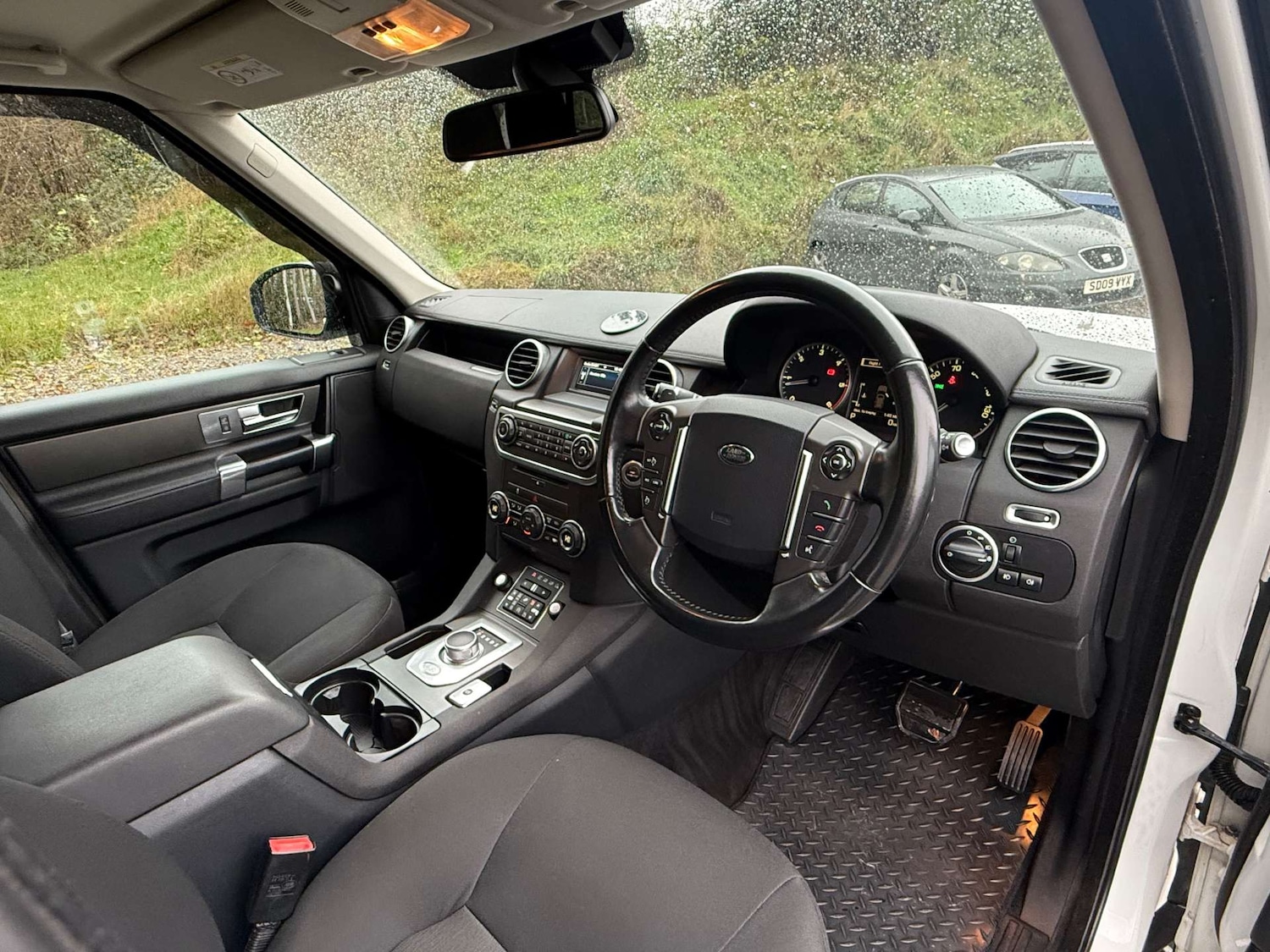 Used Land Rover Discovery 2015 for sale - 76685271: Photo 20