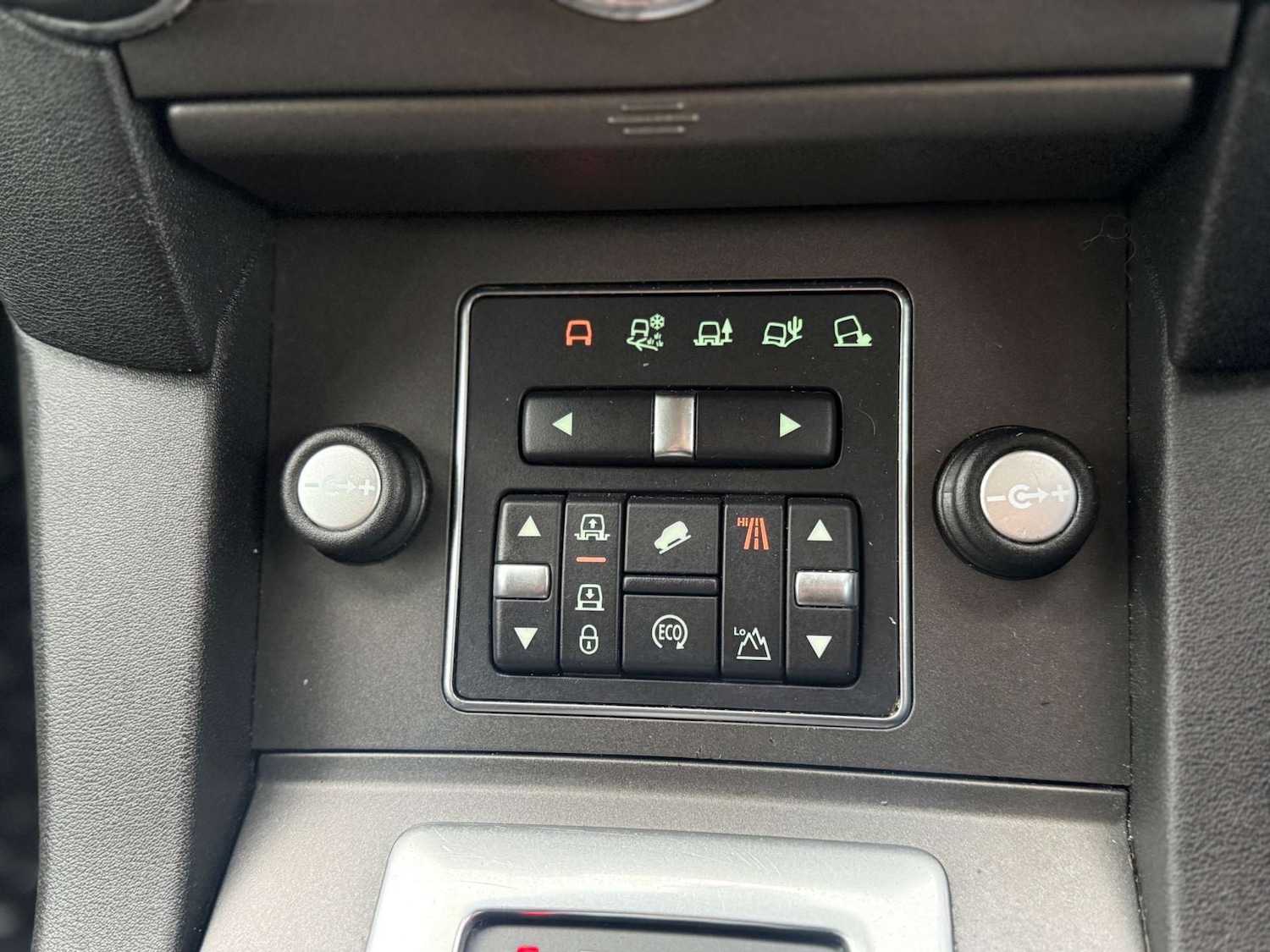 Used Land Rover Discovery 2015 for sale - 76685271: Photo 26