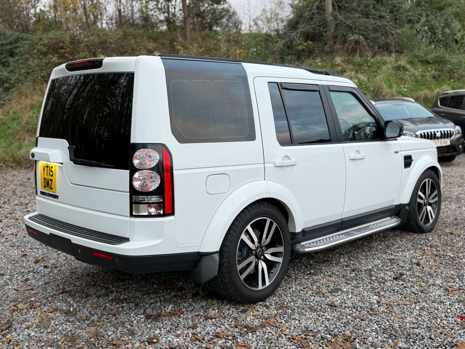 Used Land Rover Discovery 2015 for sale - 76685271: Photo 3