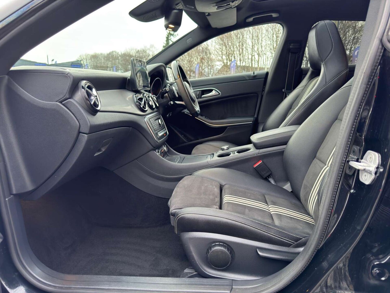 Used Mercedes-Benz CLA 2017 for sale - 77413336: Photo 22